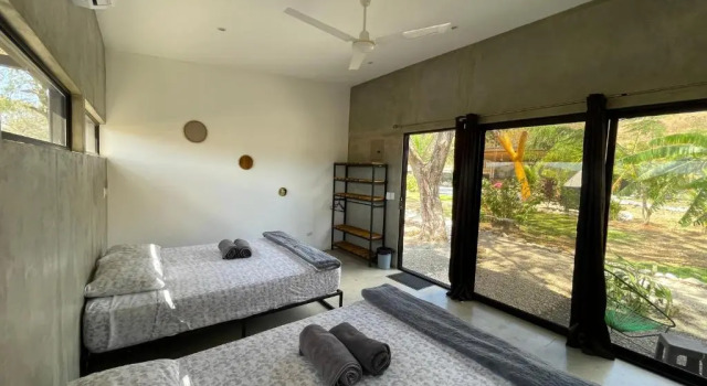 Люкс Deluxe Pyramid Lodge Tamarindo Akhenaton