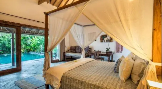 Villas Damai Bali, Rezervovat Hotel Hotely v Bali s bazénem, Bazén
