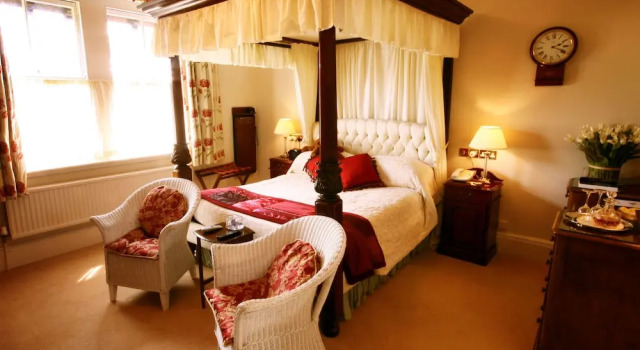The Old Vicarage Hotel & Restaurant, Varaa Hotelli All inclusive -hotellit kohteessa Merseyside, All Inclusive