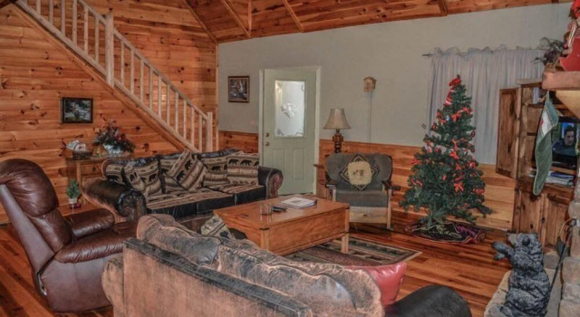 Riverbend Reserve' Cabin w/Pvt Yard+Fire Pit, Buchen Sie Hotel Ellijay 
