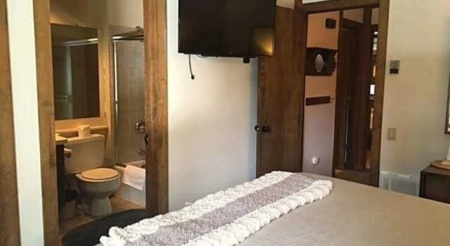 Mammoth S #228 2 Bedroom Condo, Забронировать Апартаменты/квартира Маммот-Лейкс Маммот, рядом с Гондольный подъемник Вилидж