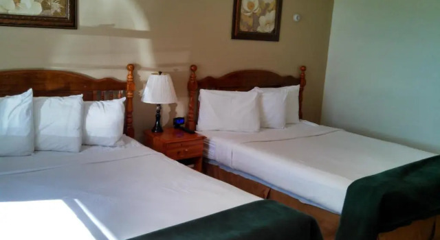 Standard Vierer Zimmer Sunset Lodge Escanaba