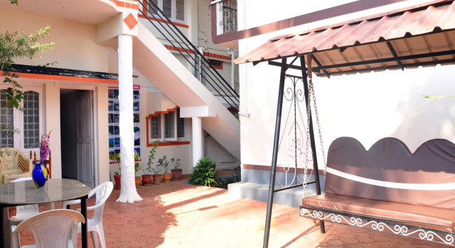 4Seasons Homestay, Rezervovat Hotel Kushalnagar 