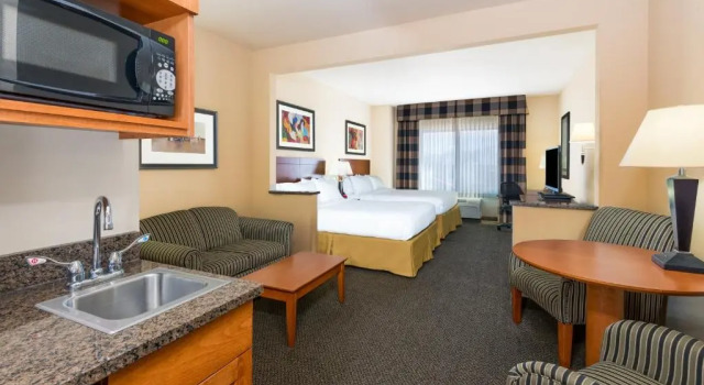 Четырёхместный люкс Holiday Inn Express Hotel Vernal by IHG