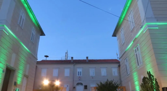 Holiday Home NiKa, Prenota Villa Hotel a Isole Quarnerine con parcheggio, Parcheggio