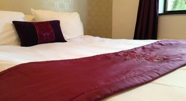 Healey Hotel