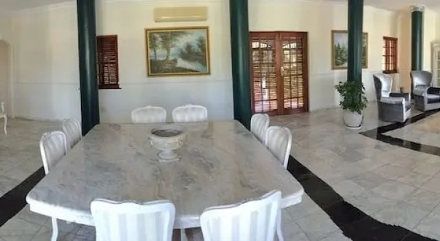 Villa Anastasia B and B