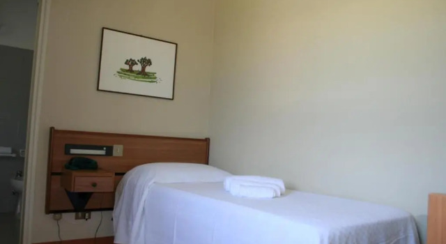 Hotel Villa dei Pini, Varaa Hotelli Gualdo Cattaneo Umbria