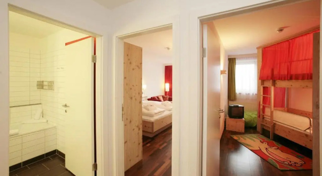 Семейный номер Standard с балконом Familotel Amiamo