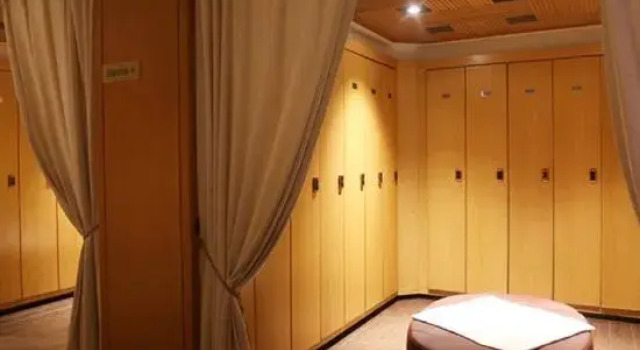 Blossom Seasons Club, Book Hotel Hoteller i Beijing Province med parkering, Parkering