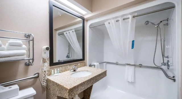 Номер Standard Quality Inn Jacksonville near Little Rock Air Force Base