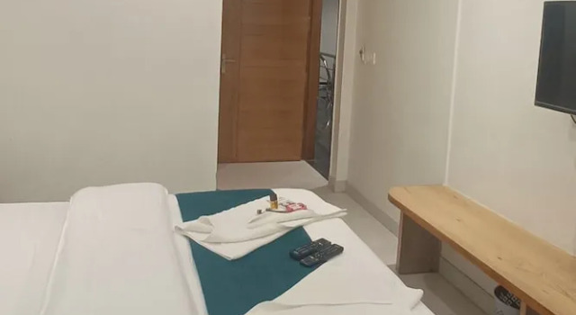 Номер Superior Hotel Shree Sai Dham Near New Delhi Railway Station, Paharganj