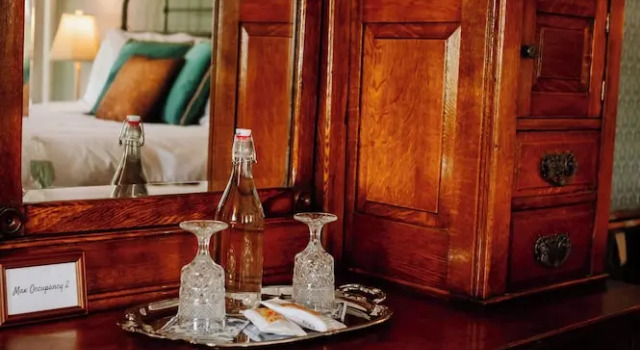 Номер Luxury White House Hotel