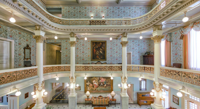 Menger Hotel