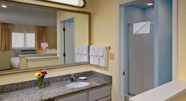 Люкс Sonesta ES Suites Burlington