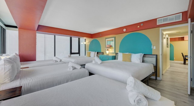 STS 1160 On Strip Sleeps 16 No Resort Fee, Buchen Sie Ferienwohnung Hotels in Paradise. mit Parkplatz, Parkplätze