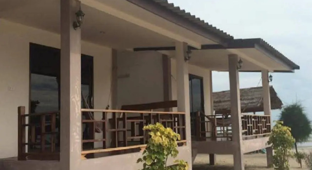 Seaview Rainbow Bungalow