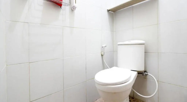 Семейный номер Standard RedDoorz Plus near Stadion Mandala Krida