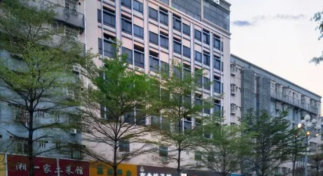 Langrong Business Hostel, Rezerwuj Hostel Hotele w Shenzhen z parkingiem, Parking