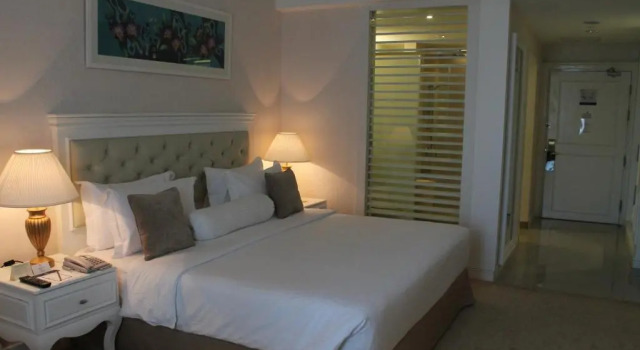 Двухместный номер Superior Royale Chulan Damansara