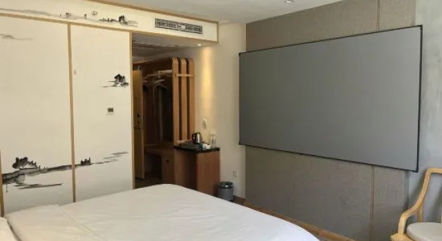 Theme Mountain Life Hotel, Prenota Hotel Hotel a Ngawa con parcheggio, Parcheggio