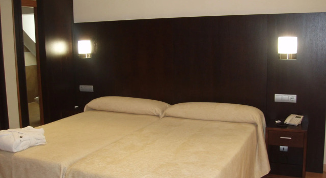 Hotel 44