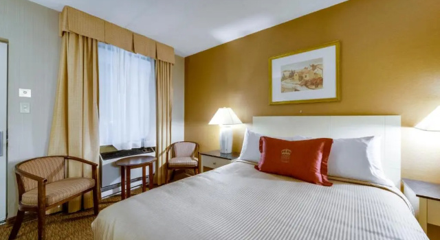 Двухместный номер Standard Monte Carlo Inn Toronto West Suites