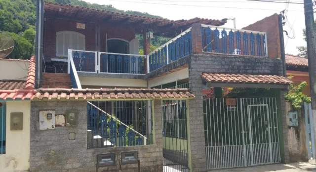 Коттедж Angra dos Reis Casa na Praia Mambucaba na Vila Histórica divisa com Paraty