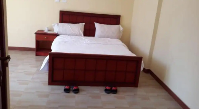 20/20 Guest House