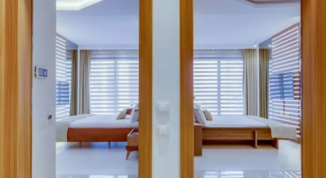 Люкс с балконом Concept Suites