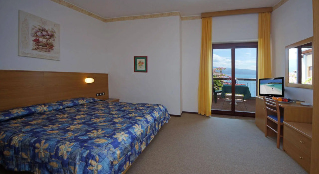 Hotel Palazzina, Забронировать Отель Гарньяно озеро Гарда