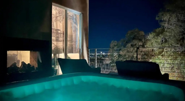 Коттедж "tokyo Ryokan Home in Hidden Dessert Oasis"