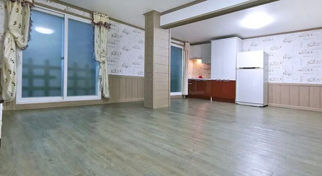 Loma Pension, Prenota Hotel Boryeong-si Chungcheongnam-Do
