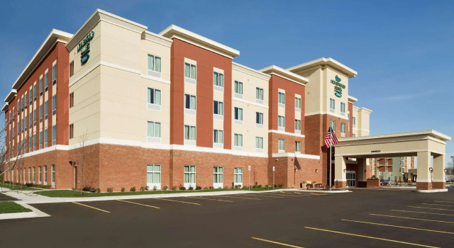 Четырёхместный люкс c 1 комнатой Homewood Suites by Hilton Kalamazoo-Portage