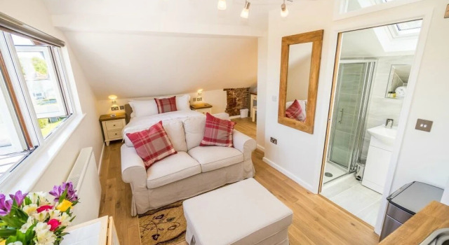 Sea View Holiday Flat - Covehurst Bay, Забронировать Отель Отели Исторического графства Суссекса 4 звезды, 4*