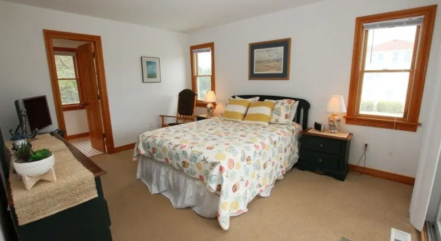 Keeper's Corner - 4 Br home by RedAwning