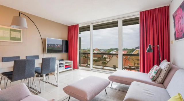 Refurbished comfortable app 1min from the sea