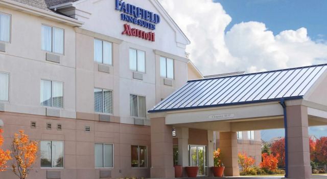Fairfield Inn and Suites by Marriott Chicago St. Charles, Boek Hotel Sint Charles 