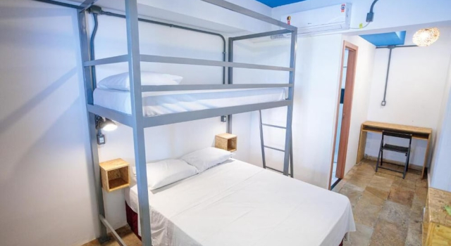 Люкс Superior с видом на бассейн Local Hostel Manaus