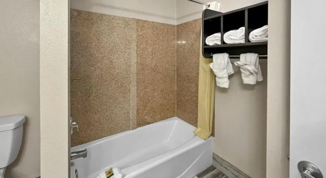 Четырёхместный номер Superior Rodeo Lodge