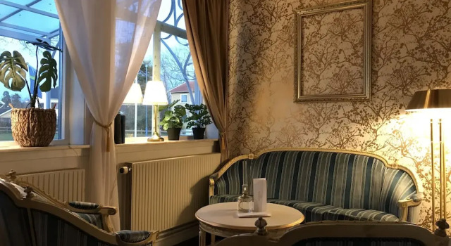 Smålandsgården Gästgiveri, Rezervovat Hotel Gränna 