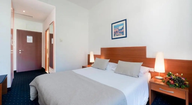 Двухместный номер Standard с балконом Hotel Vis