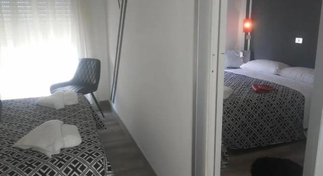 Четырёхместный номер Standard с балконом WuHostel