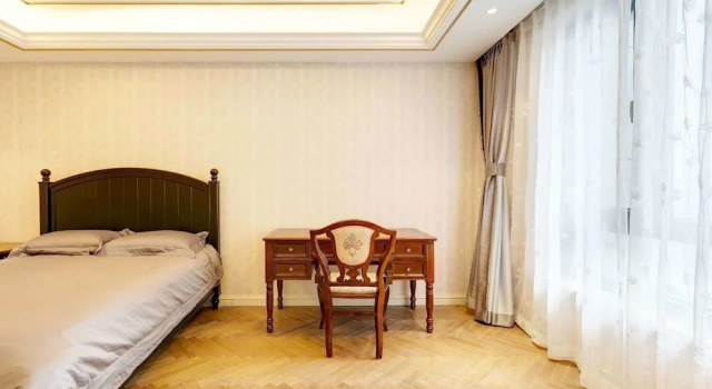 American Light Luxury Style High end Apartment Near Tiananmen And Houhai, Забронировать Апартаменты/квартира Дунчэн Пекин, рядом с Храм Земли