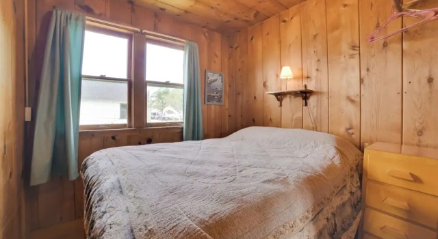 Free Boat Rentals! Beachside Les Cheneaux Cabin, Varaa Lomakoti  