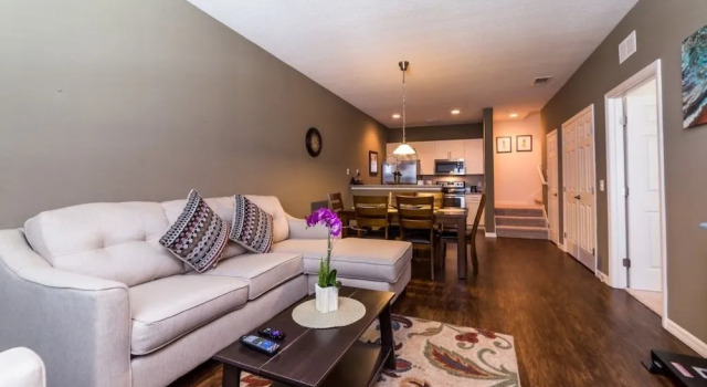Amazing Townhome! - Lucaya Village - 9006SD