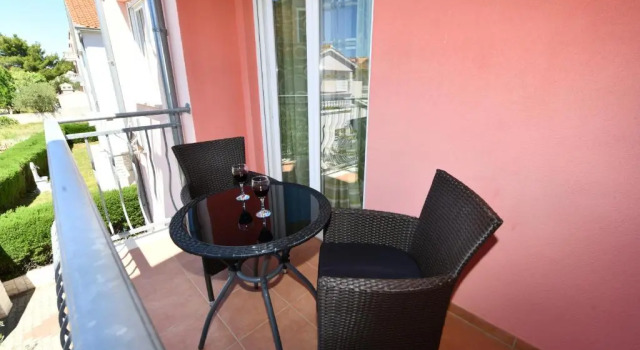 Студия с видом на сад Apartments Villa Miranda