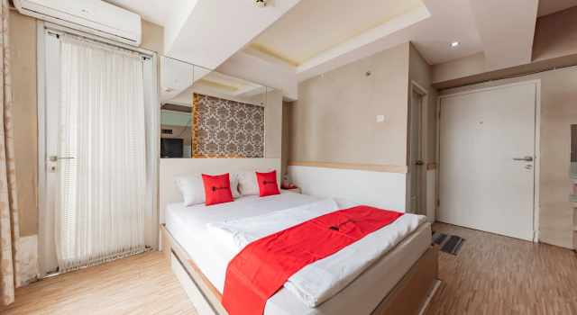 Standard chambre RedDoorz Apartment @ Jarrdin Cihampelas
