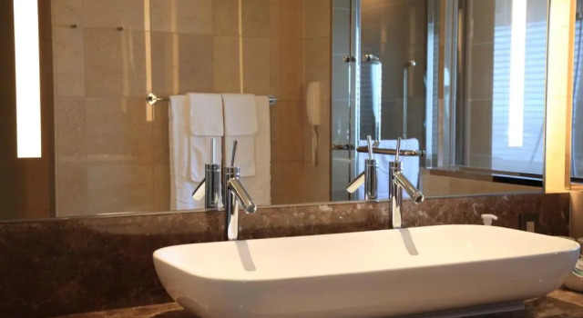 Полулюкс Hotel Monterey Grasmere Osaka