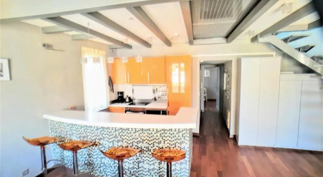 Appart'hôtel Luxe Vieil Antibes 75 m2 avec Parking plages à pieds